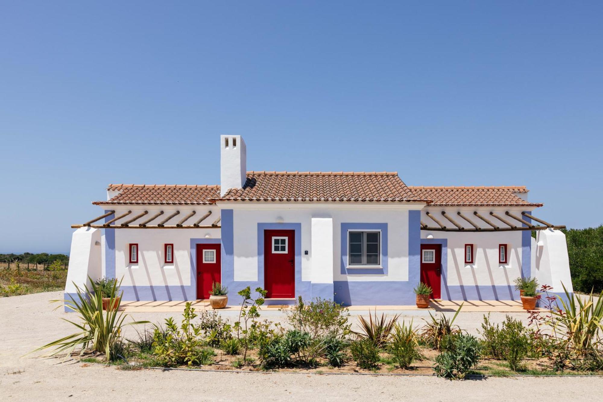 Hotel Monte Da Bemposta Porto Covo Exterior foto